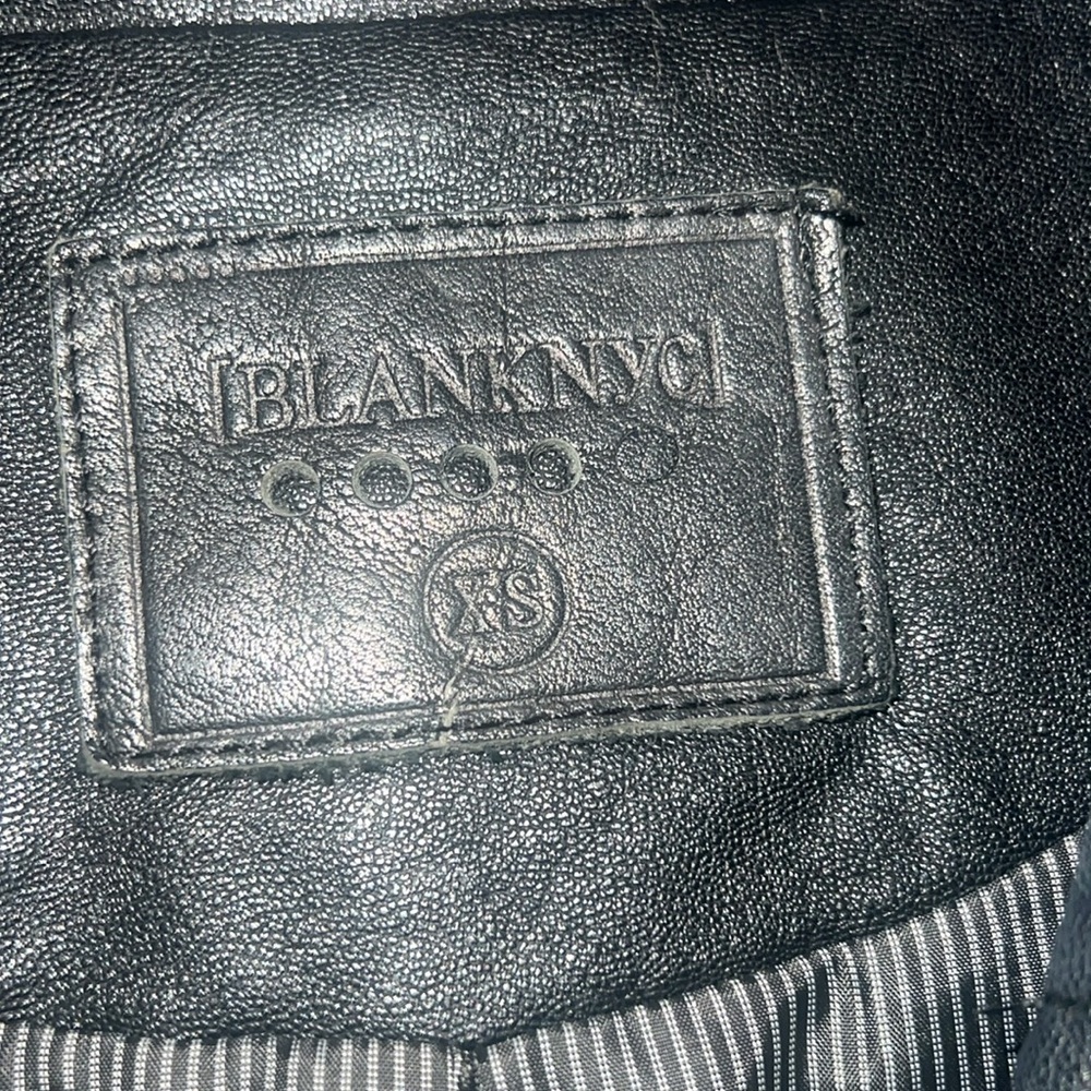 Leather jacket - Picture 2 of 2